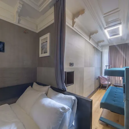 Taksim Avenue Отель 3*