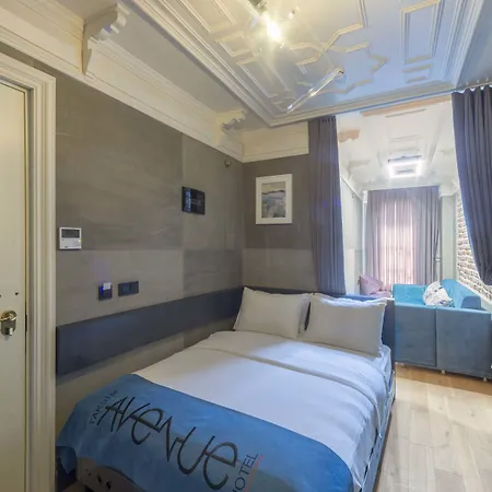 Taksim Avenue 3*