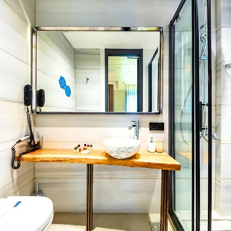 Taksim Avenue Hotel 3*