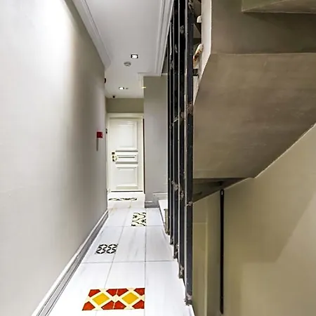 Hotel Taksim Avenue 3*