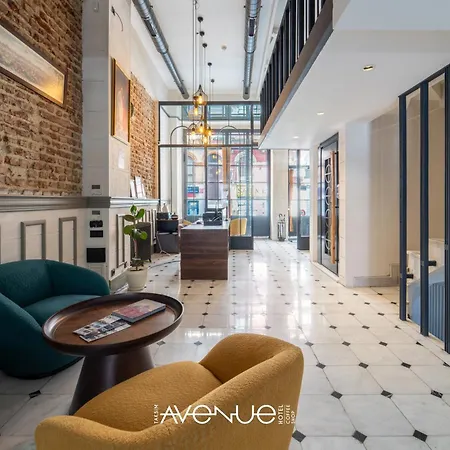Taksim Avenue 3*